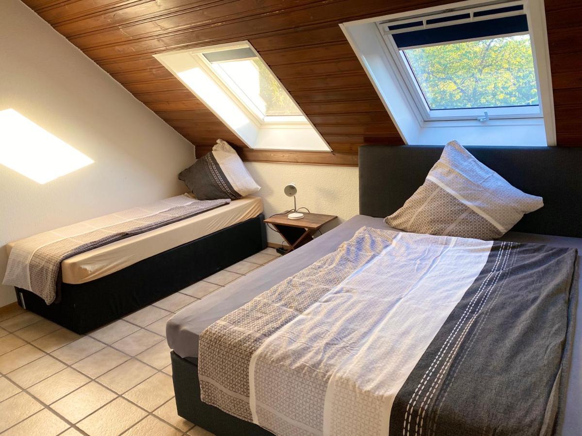 Apartments Rhona III Und IV Neunkirchen City エクステリア 写真