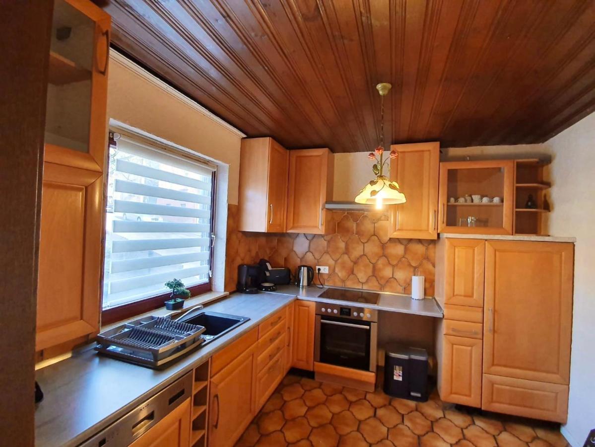 Apartments Rhona III Und IV Neunkirchen City エクステリア 写真